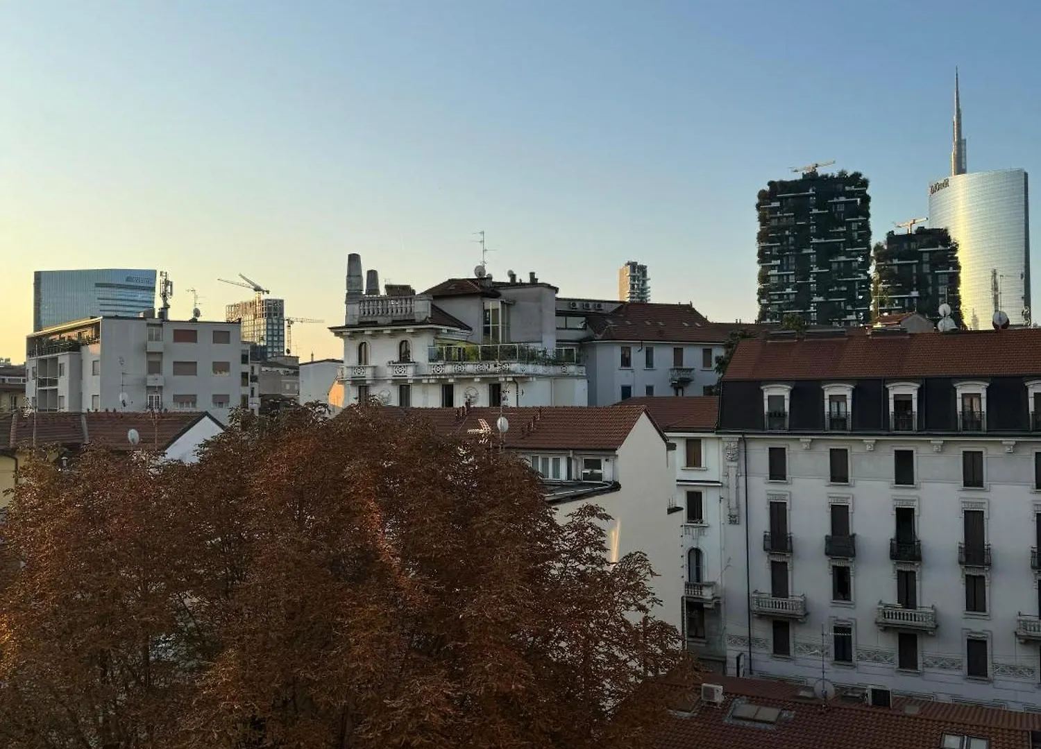 Apartament Attico Con Balcone In Centro A Milano Isola  Mediolan